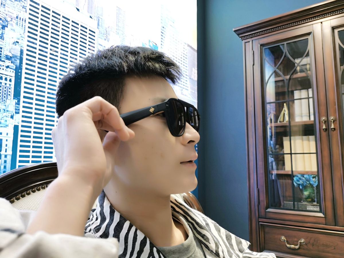 海伦凯勒无框近视眼镜,海伦凯勒未来眼镜