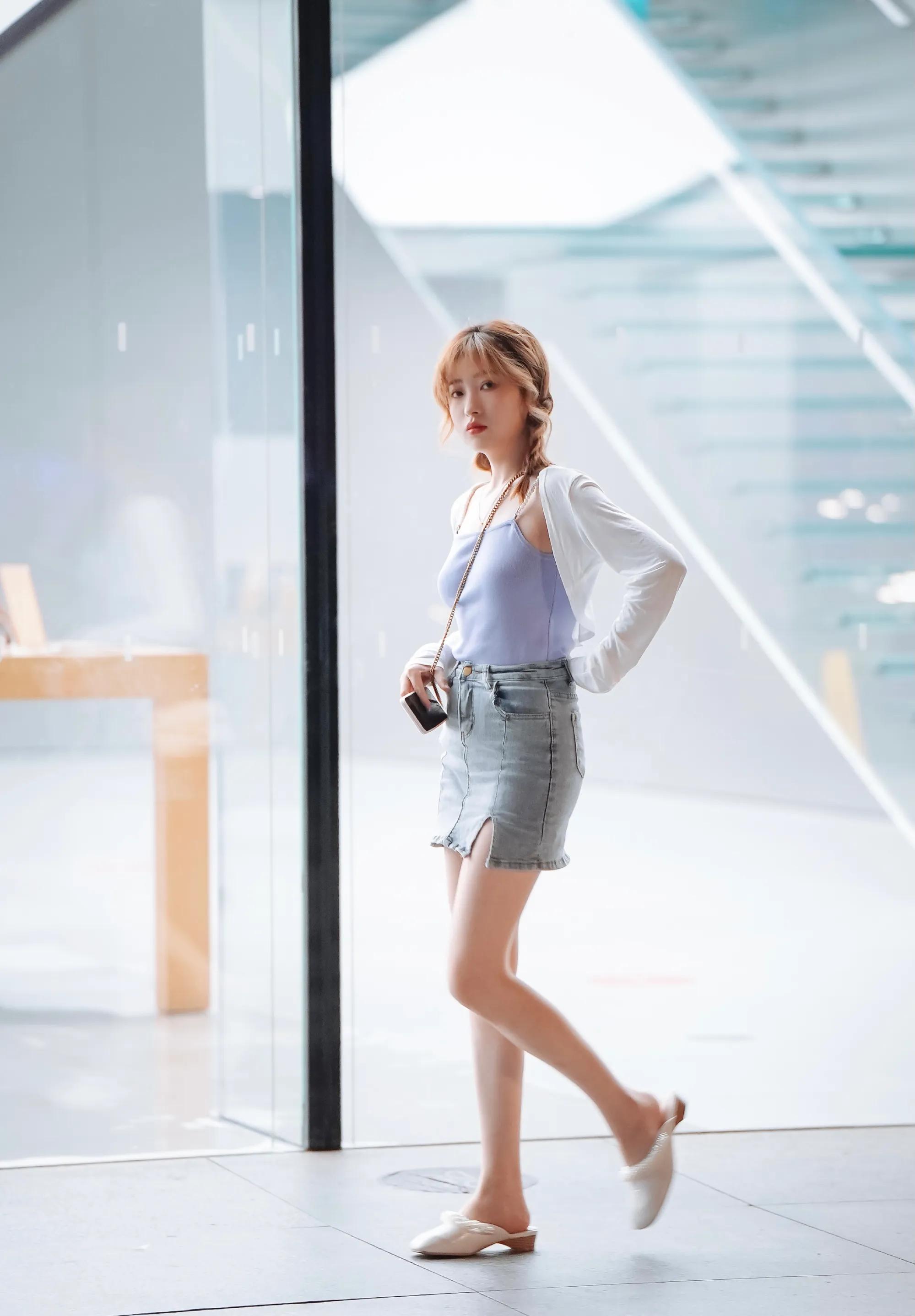 牛仔短裙怎么搭配才洋气？8套穿搭示范看一看