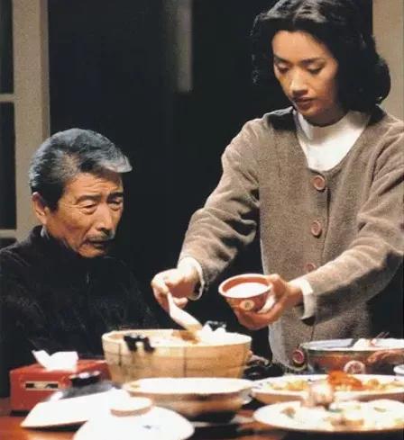 买二次元女生的手办,女生买二次元手办