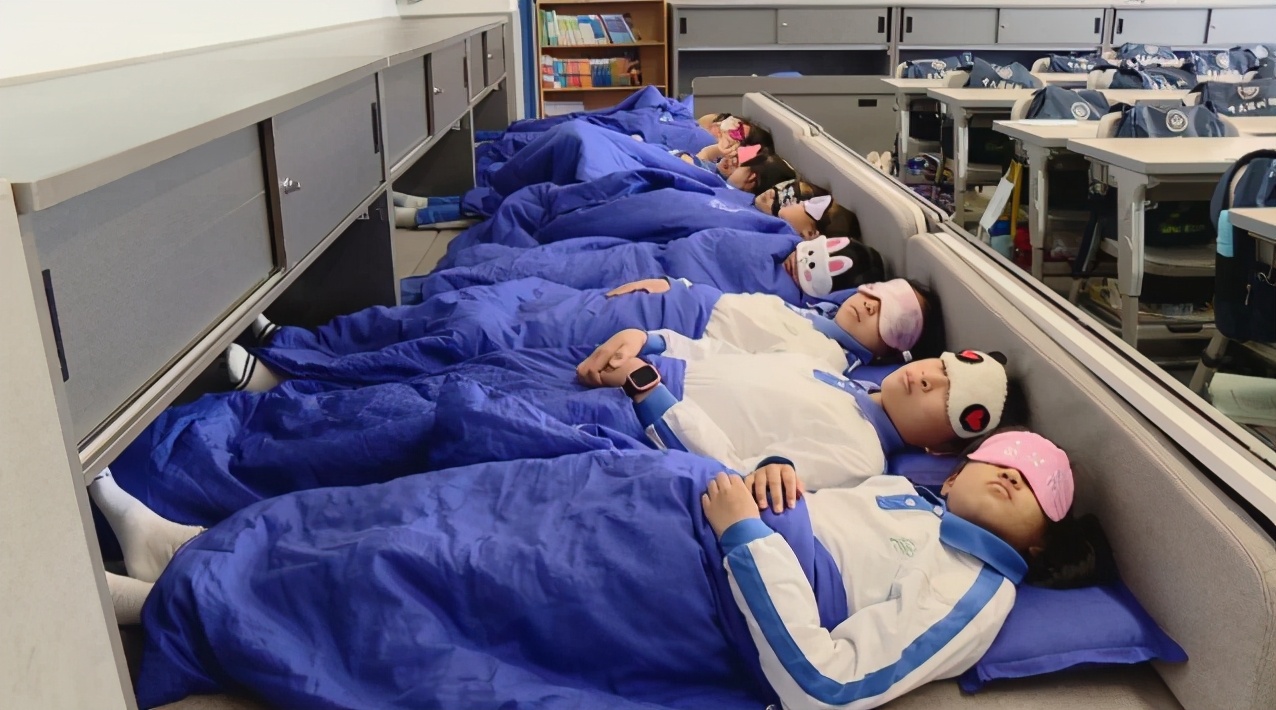 午休床舒适,人性化设计床