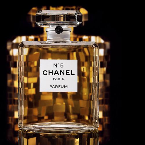 香奈儿5号广告玛丽莲梦露,玛丽莲梦露香奈儿5号英语