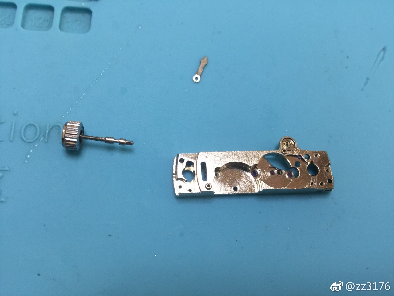 保养修复国产特殊单桥机芯手表