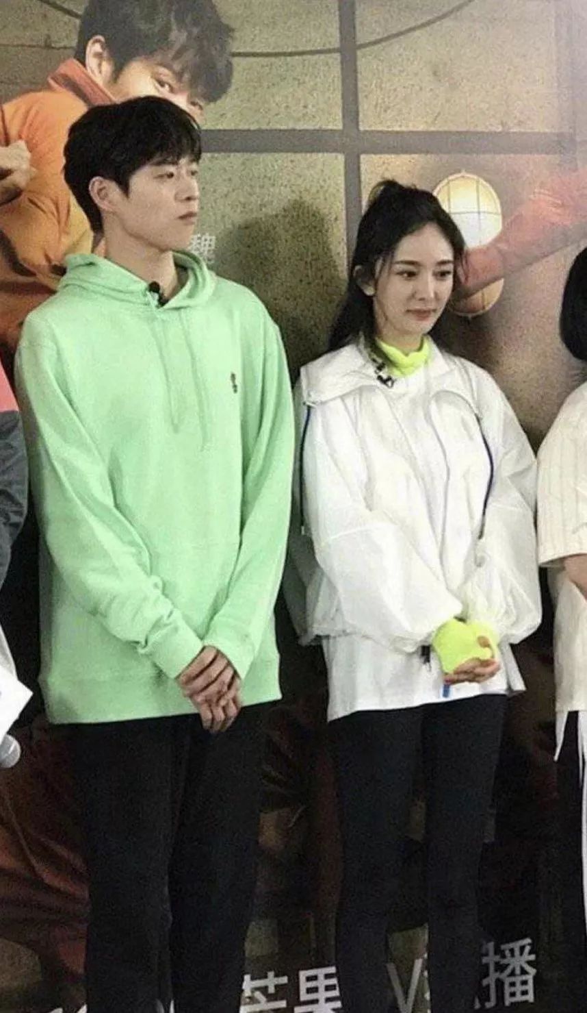 魏大勋杨幂亲密照,杨幂和魏大勋的高甜合集