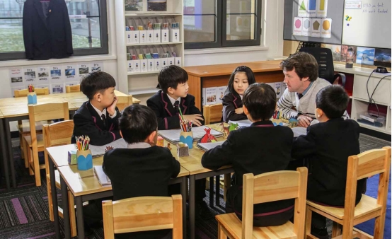 教师的真实工资曝光看完还羡慕吗,教师实际到手工资加公积金