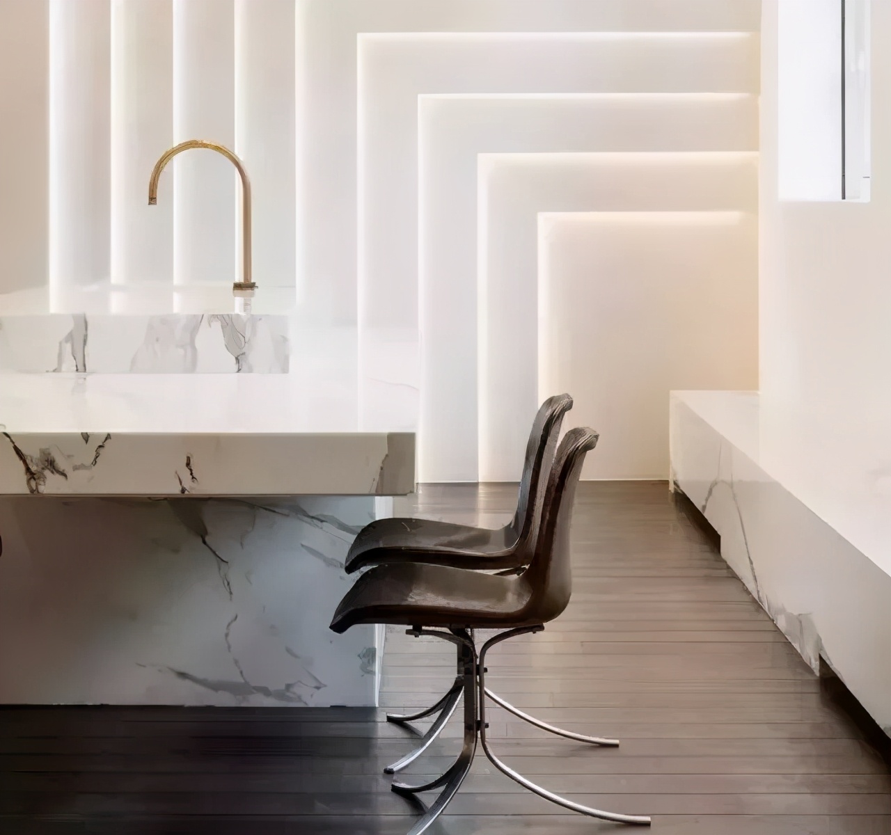 橱柜台面用大理石好还是石英石好,橱柜大理石台面宽度标准