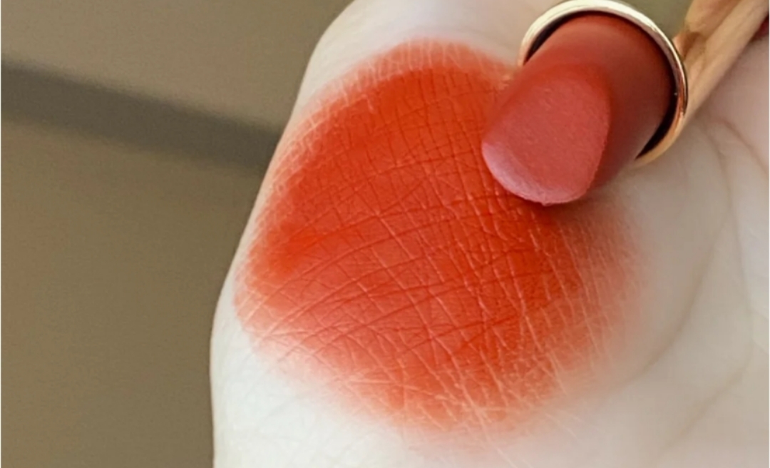 一支口红就能拯救你的颜值,拥有的口红