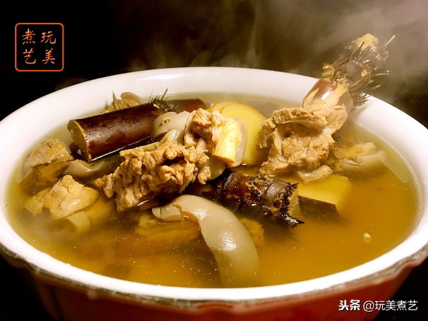 一锅羊肉，十里飘音，细腻清纯，肉质自然鲜美，蔗香毫无腥膻