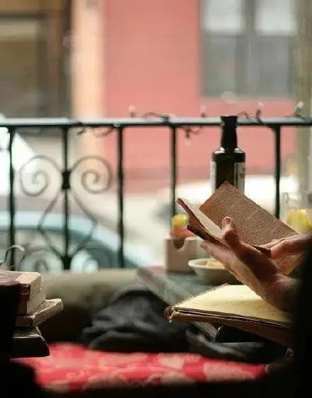 “月亮不睡我不睡，我是人间小宝贝”——你家有这样的孩子么？