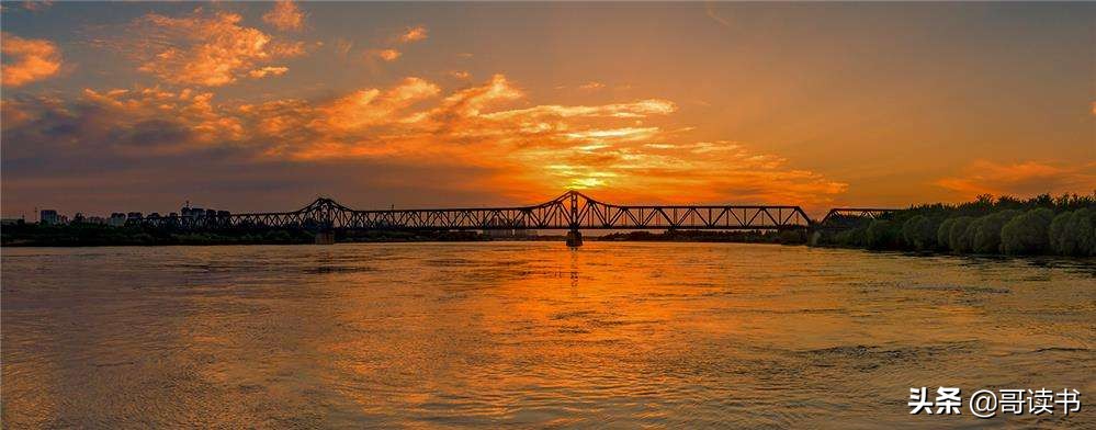 奔流不息的黄河瀑布,黄河雄浑壮阔奔流不息