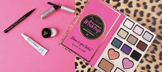 雅诗兰黛化妆品利润有多大,雅诗兰黛是怎么起家的