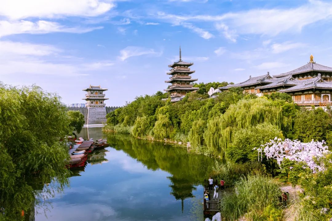 火车豪华旅游专列卧铺,空调旅游专列