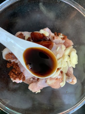 黄油蜂蜜鸡翅根的做法,良品铺子蜂蜜味鸡翅根