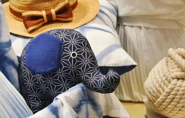 王权免税店泰国曼谷nike,泰国王权免税店是国王家的吗