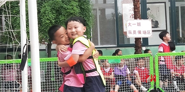 幼儿园足球展,特色幼儿园嘉年华足球联赛