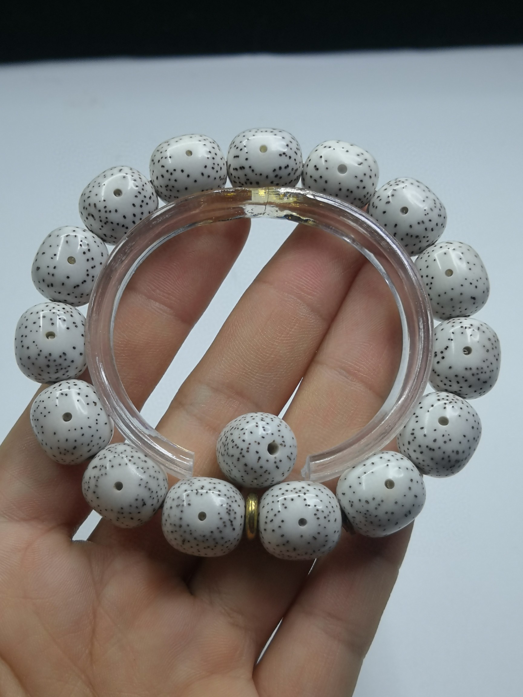 怎么判断星月菩提的好坏,如何判断星月菩提品质的好坏