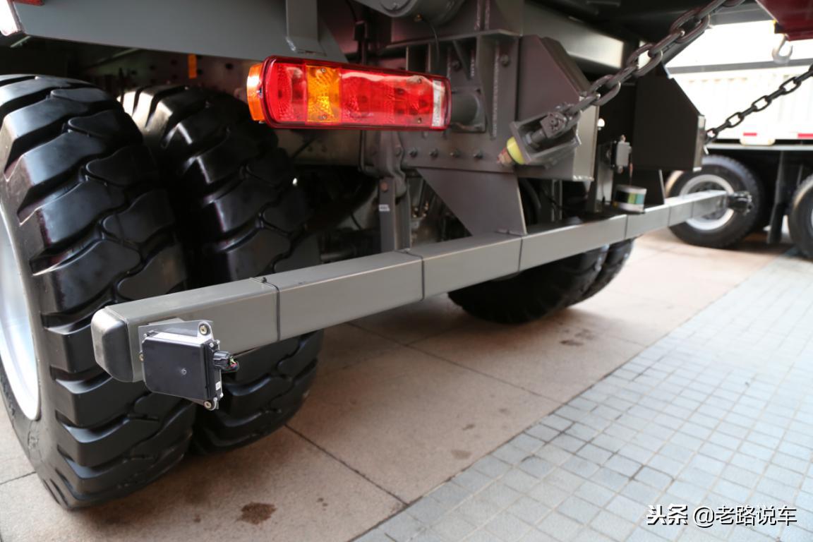 中国重汽自动挡最新款牵引车,l4重汽自动驾驶