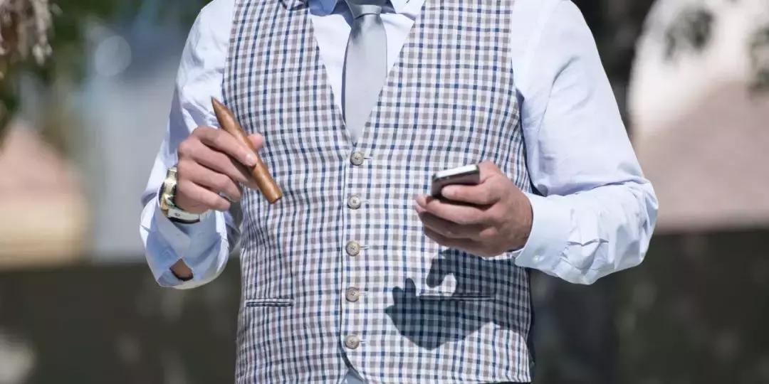 香港保险好吗值得买吗,香港保险值不值得买保障内地人