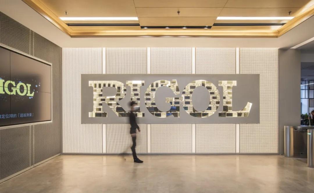 向平庸说“NO”|看一面背景墙如何拯救办公室形象？