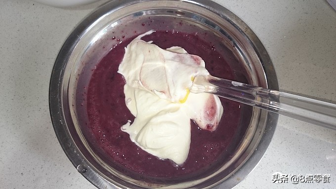 牛奶慕斯蛋糕最简单的制作方法,蓝莓果酱牛奶奶酪慕斯蛋糕8寸