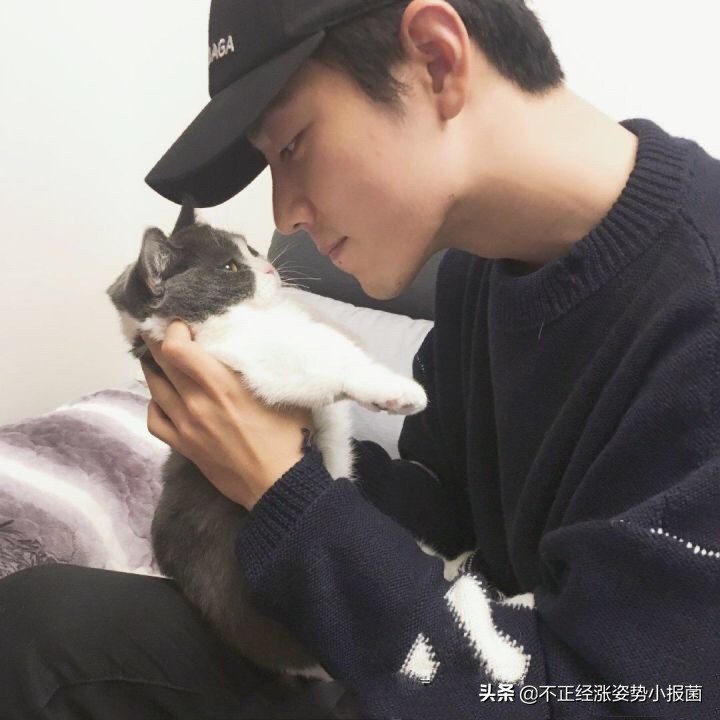 肖战背后的真实感受,肖战背后的辛酸谁人知