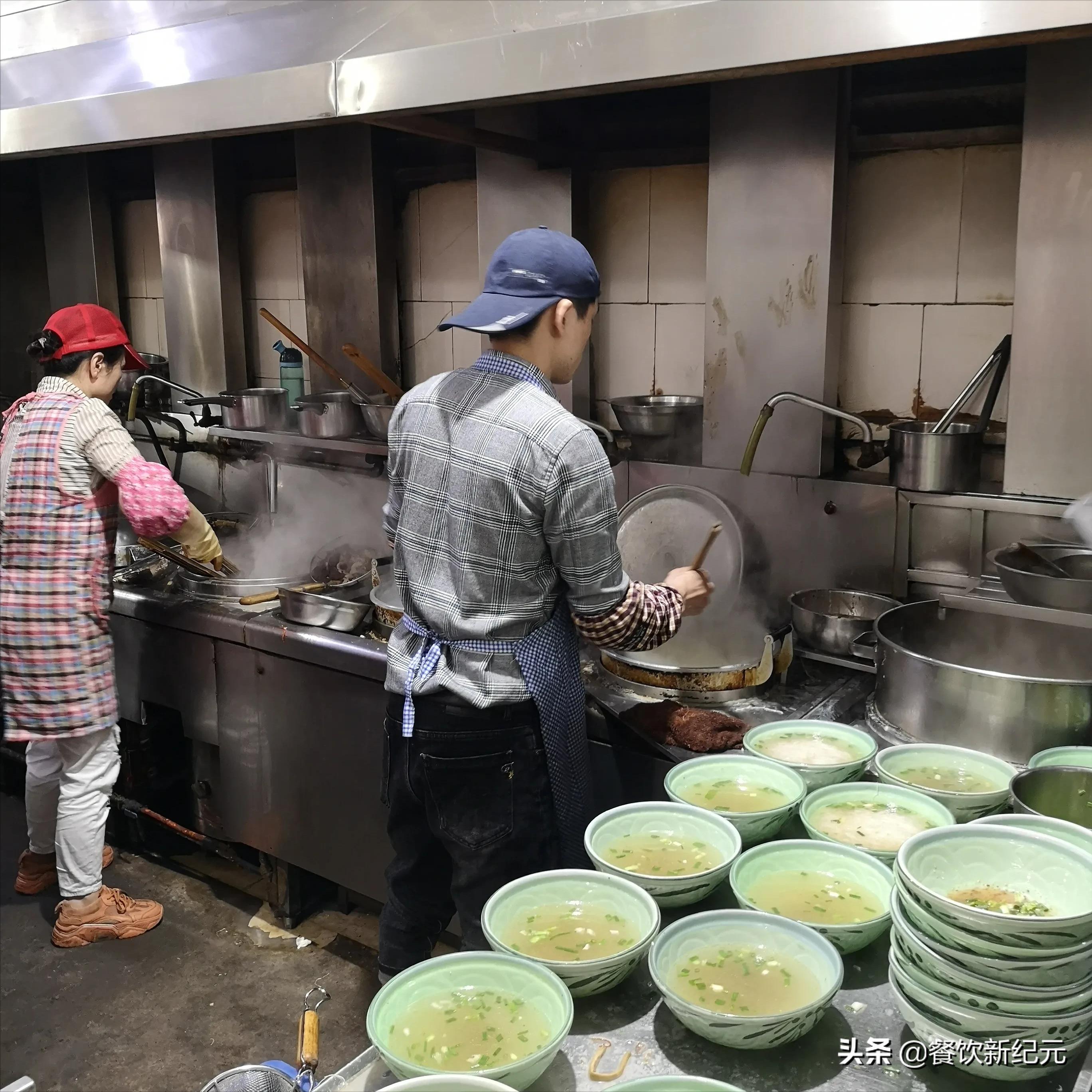 福州面馆房东涨价,生意好了被房东嫉妒刁难怎么办