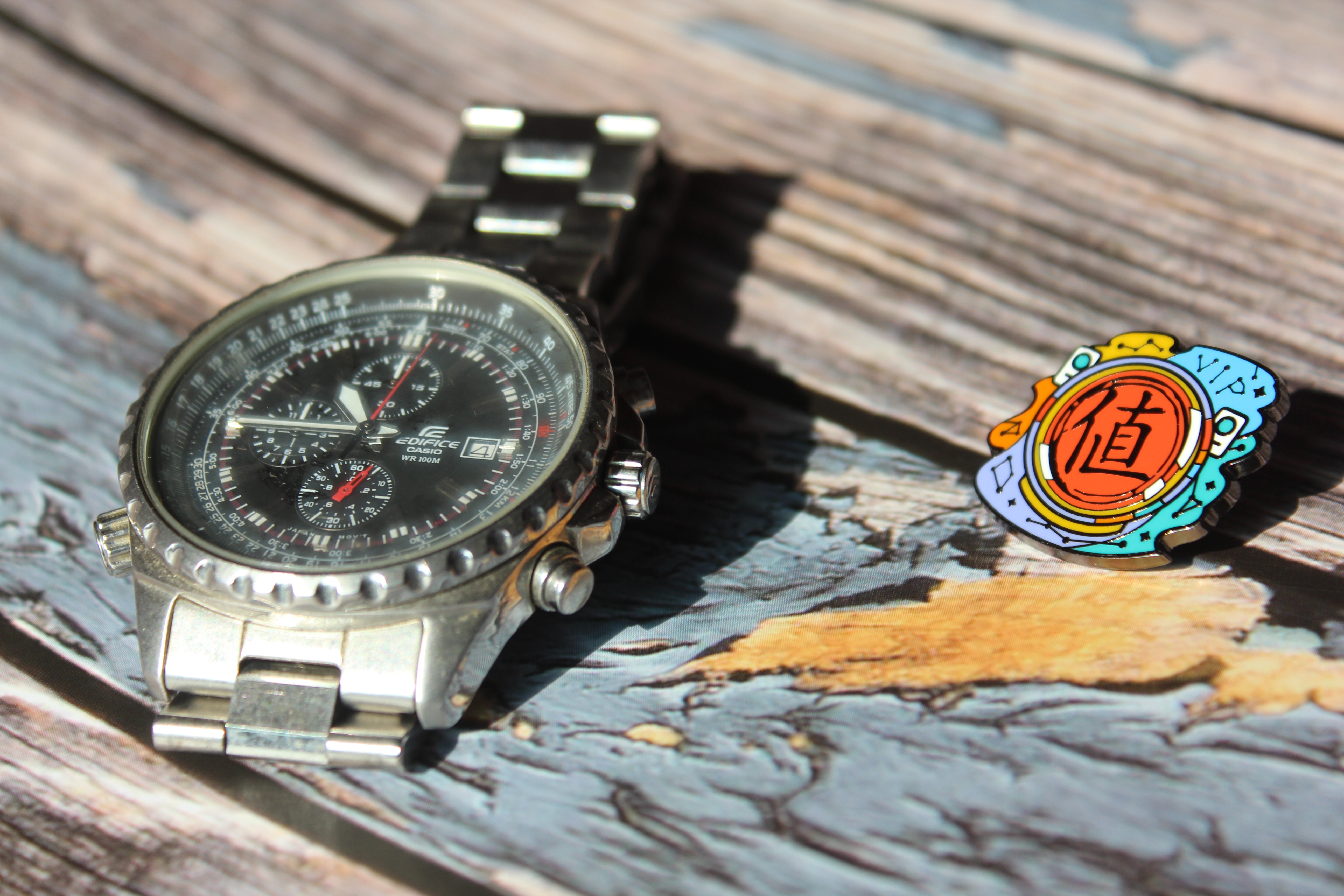 石英机械手表如何介绍,石英钟表是机械手表的改进新产品