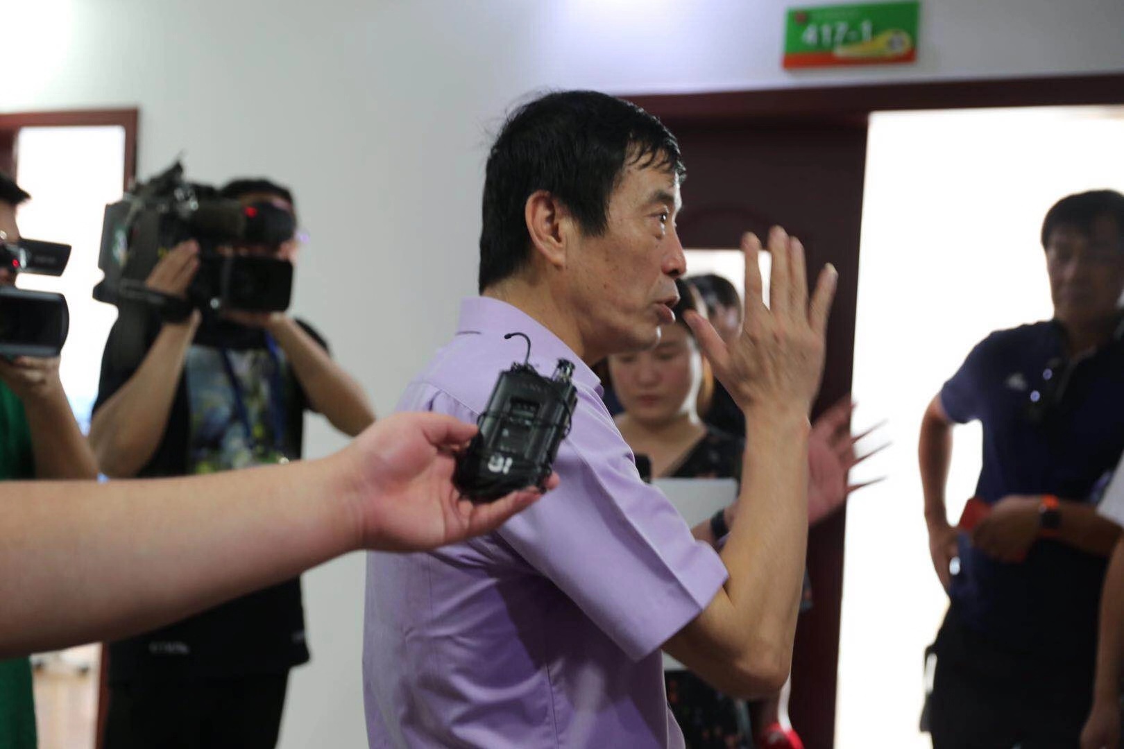 陈戌源金山之行意味深长传递信号要把这件事儿干成了