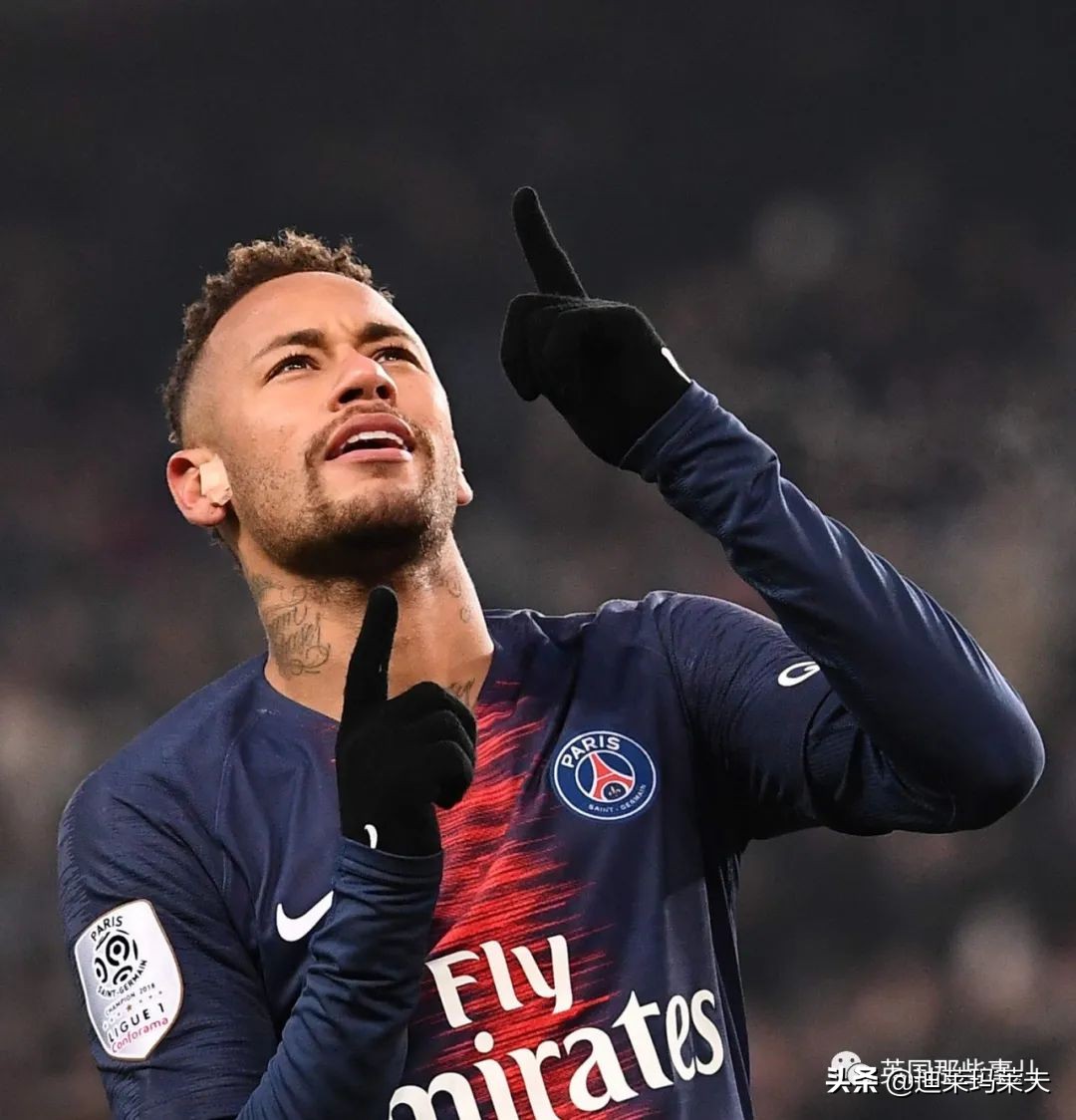 内马尔老妈的对象,内马尔52岁老妈图片