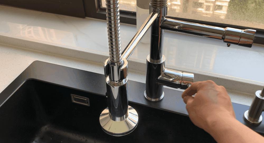 厨房折叠式龙头铜好还是不锈钢好,九牧厨房龙头33080和33132区别