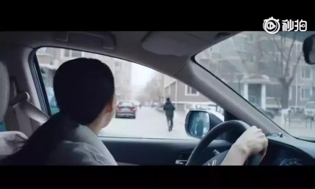 啥是佩奇导演剪辑版,佩奇导演再引共鸣