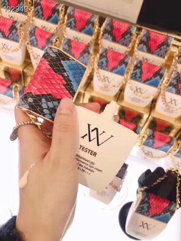 珀莱雅羽感防晒霜踩雷,rnw防晒霜踩雷