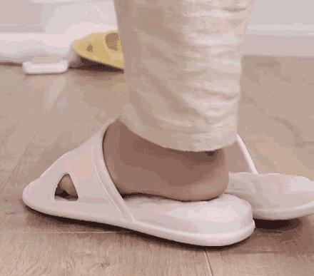 李佳琦穿的拖鞋,李佳琦带火的拖鞋