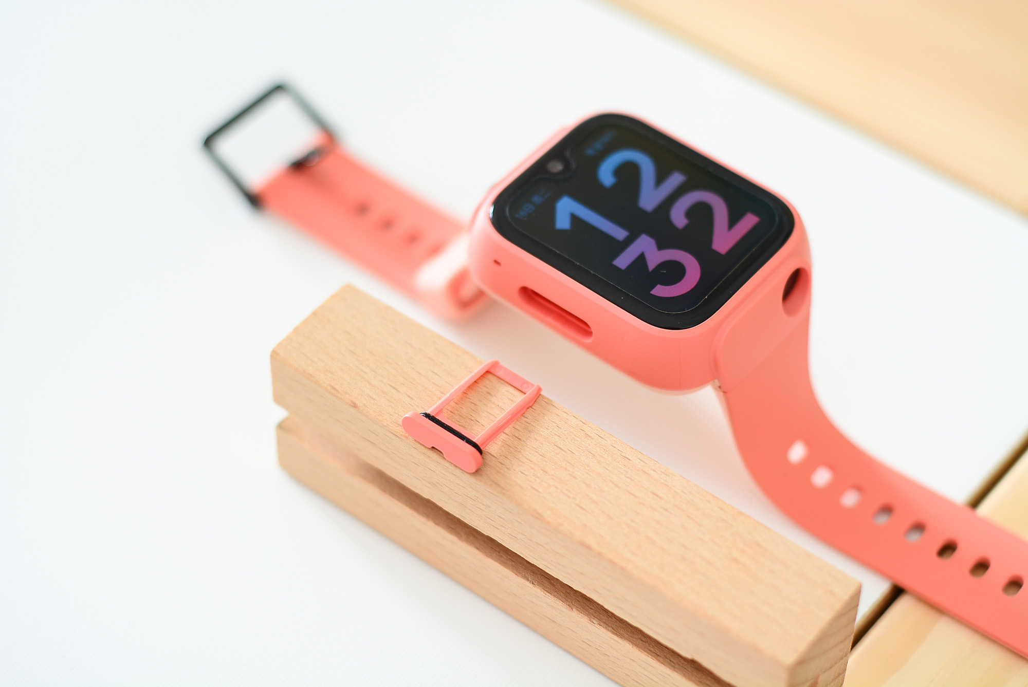 小米米兔儿童学习手表5Pro深度体验:能定位楼层,还能学知识