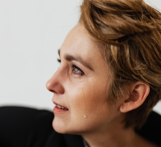 男人哭吧不一定会流泪,男人哭到底是好还是不好