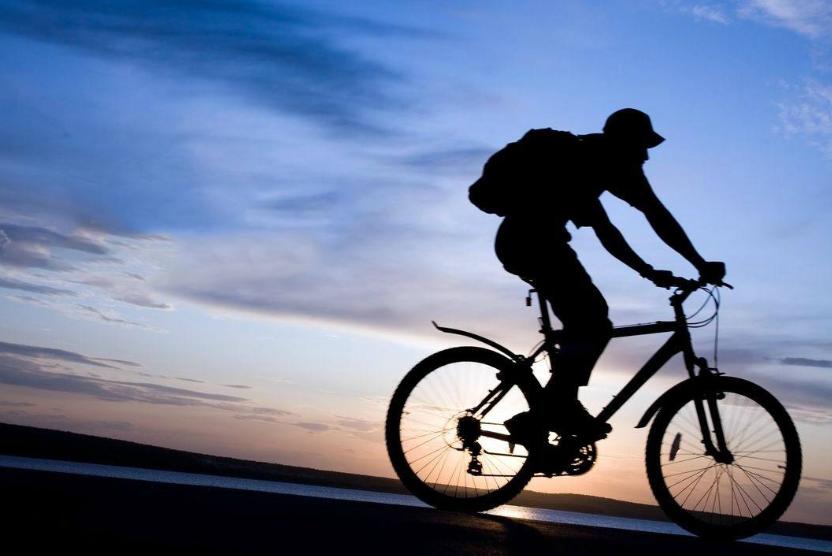 适合男孩子的微信头像,中年大叔微信头像成熟稳重有魅力