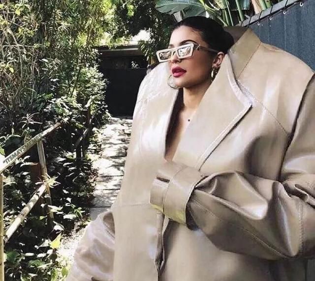 kanye最帅的穿搭,侃爷的穿搭风格