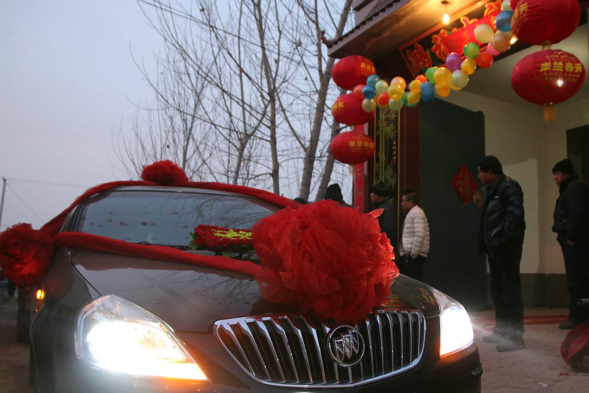 女方谈新郎迎亲被拒表哥回应,女方谈新郎迎亲被拒女方最新表态