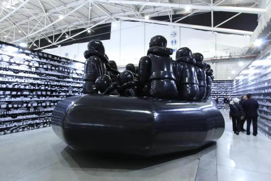 戴珍珠耳环的少女展出,戴珍珠耳环的少女隐藏的秘密