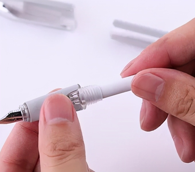 时尚墨囊钢笔的使用方法,墨囊schneider施耐德钢笔