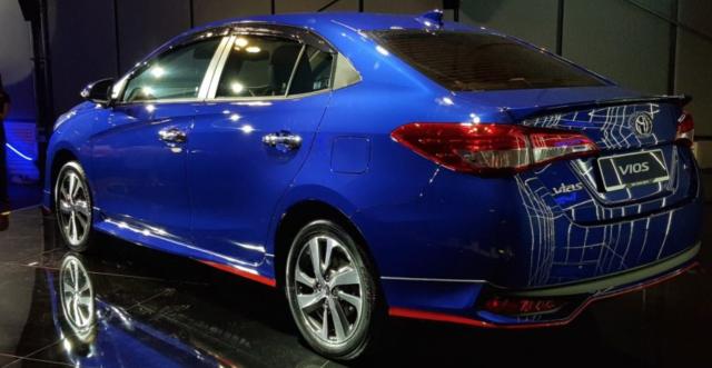 丰田即将再出纯电动轿车,丰田再出神车