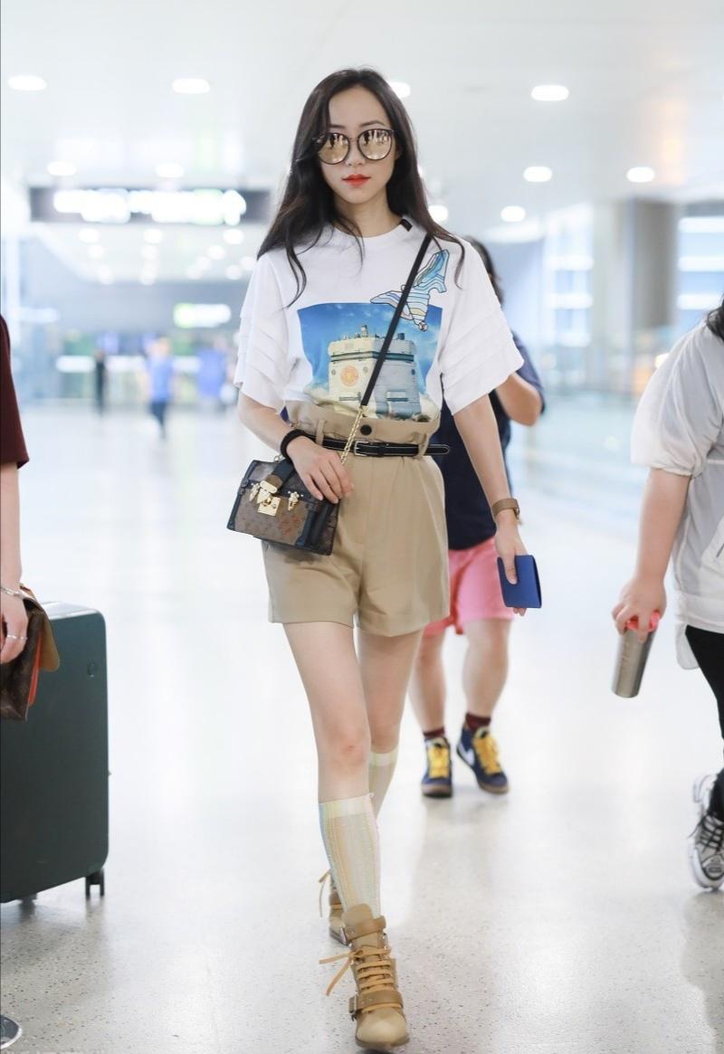 吴昕逆袭成筷子腿,吴昕厚积薄发逆袭成女神惊艳众人