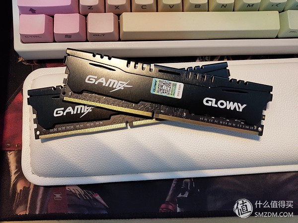 每月200零花苦逼男背着母老虎2700装电脑小记