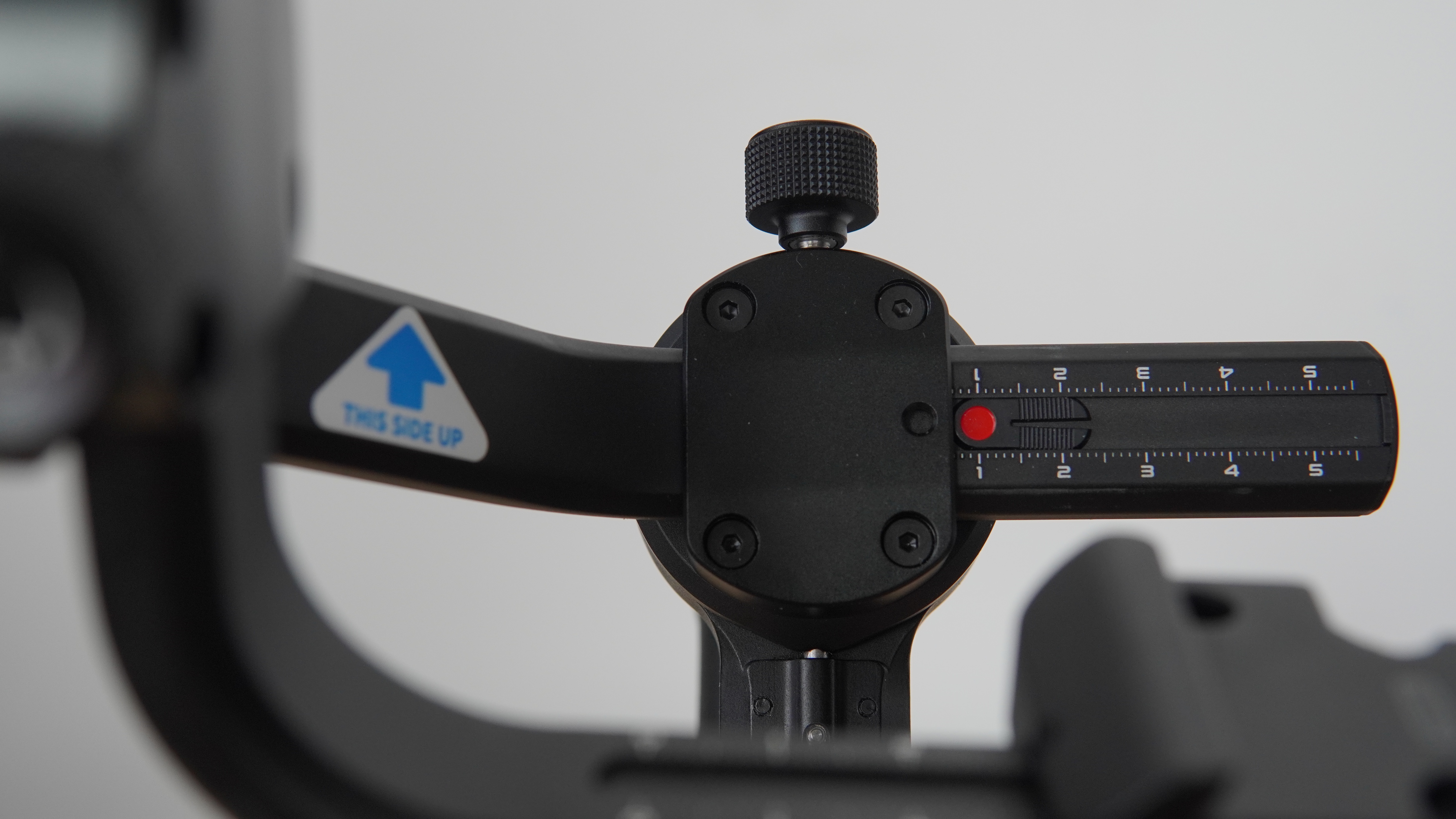 飞宇蝎子scorppro稳定器值得入手吗,飞宇scorpc稳定器和蝎子mini区别