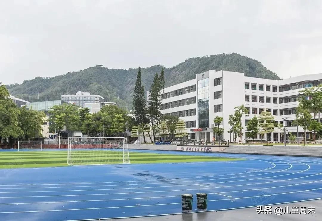 王炸组合！深圳好小学+好初中学区房性价高老牌名校实力过硬