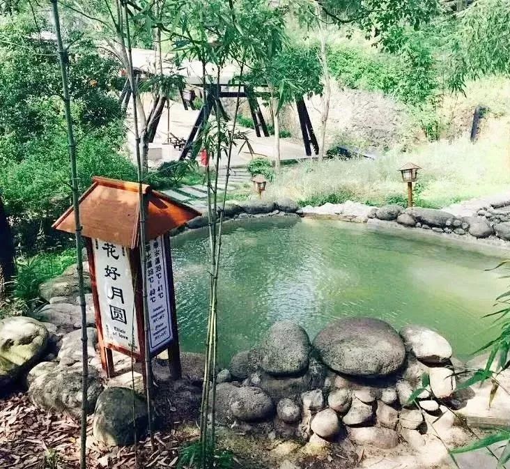 武汉周边温泉东南亚风情酒店,武汉周边温泉别墅度假哪里好