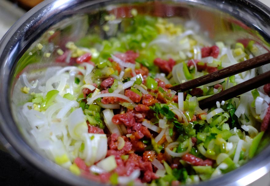 川菜大师教的葱香牛肉面，香辣过瘾，比麻辣小面更好吃