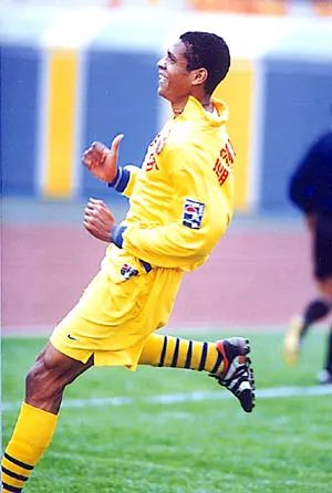 桑托斯加盟中超联赛,桑托斯足球有多强