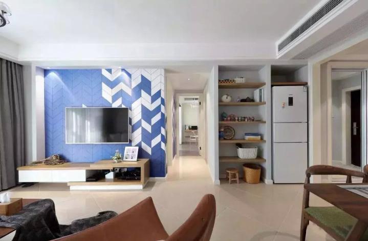 冰箱放厨房最好怎么放置,冰箱放在厨房和卫生间外的门中间