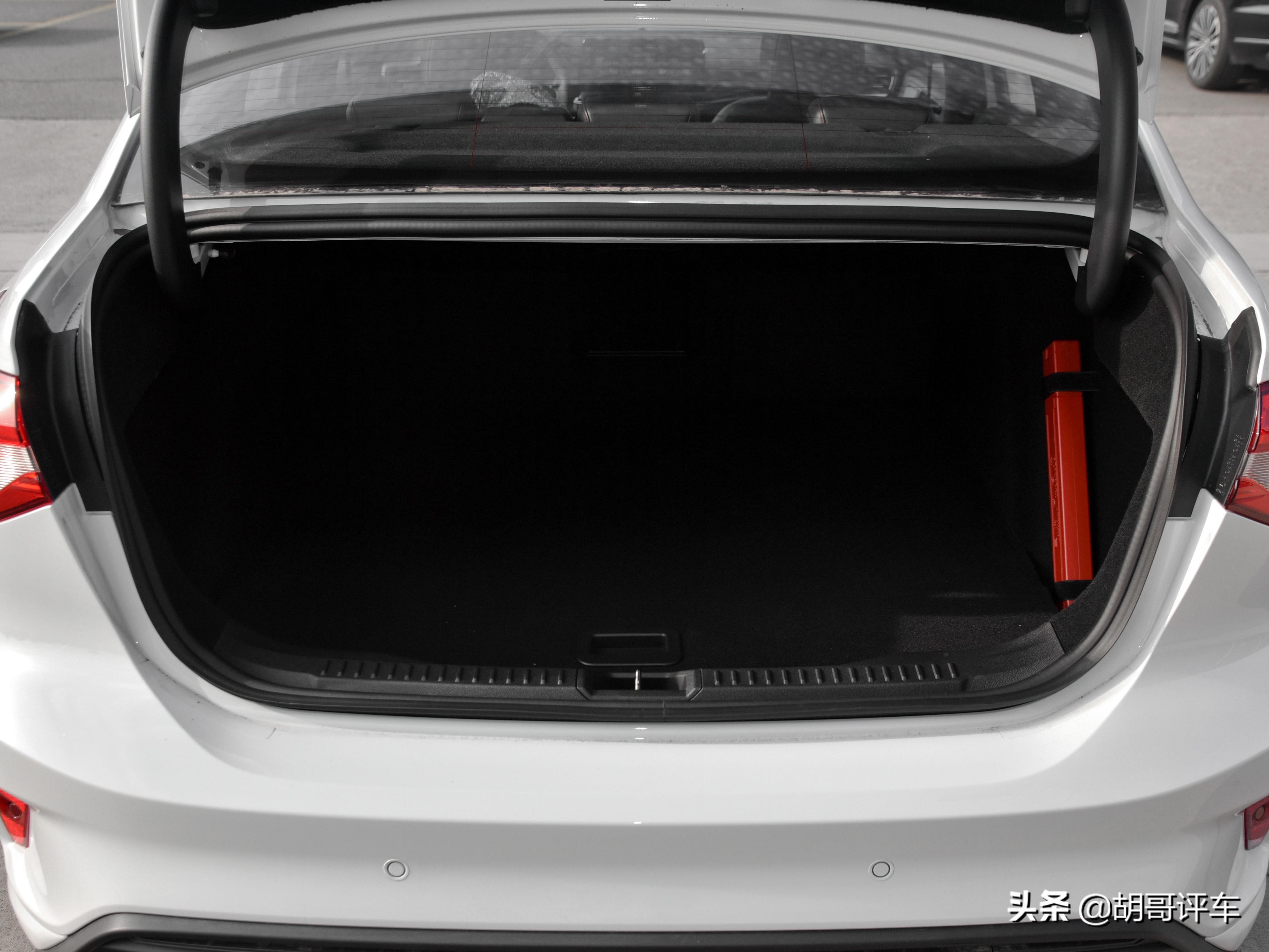 22款福克斯stline两厢版硬核灰,22款福克斯stline硬核灰