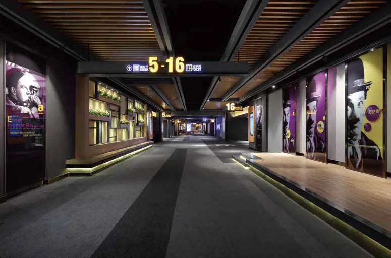 以前的万达影城,来万达影城看电影过大年的说说